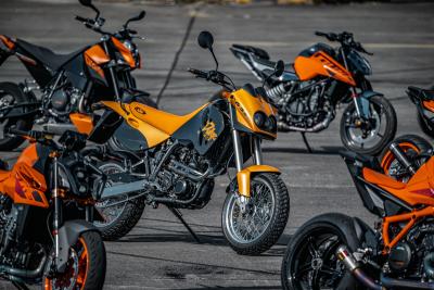 KTM Duke generations